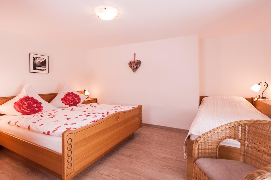 Landhaus Tannheimer Oberstdorf Zimmer foto